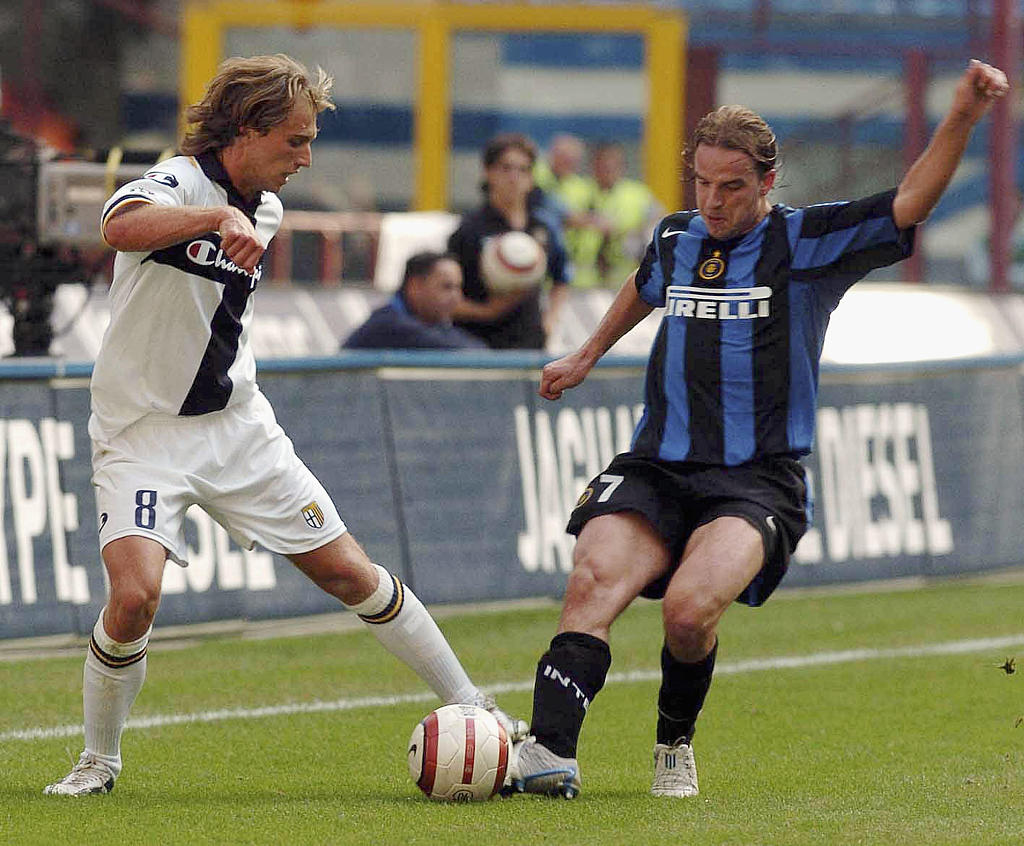 是你的朋友, 分之一决赛, 从酒店到球 是你的朋友, 分之一决赛, 从酒店到球