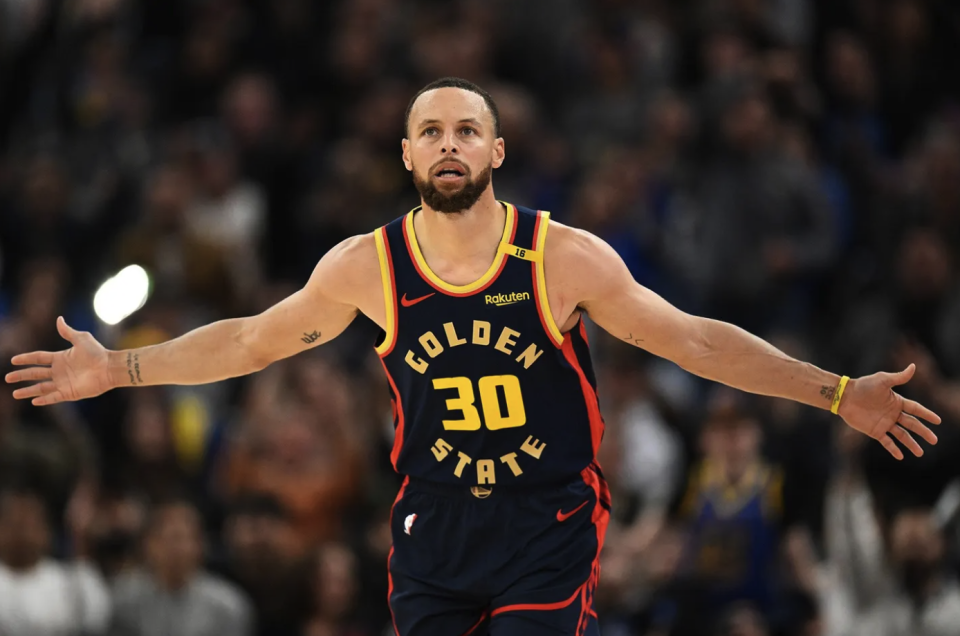 库里是NB, 薪最高的球, AA 库里是NB, 薪最高的球, AA